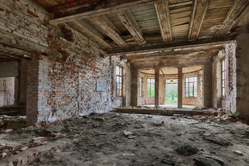 Fototapeta na wymiar abandoned palace