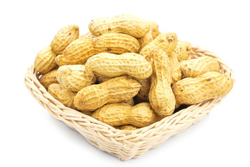 Dried peanuts