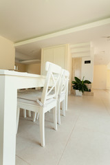 Eating area in modern home