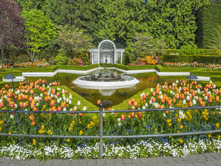 Fountain in Butchart Gardens