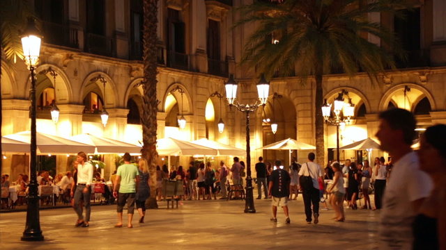 Night view of Placa Reial in summer. Barcelona