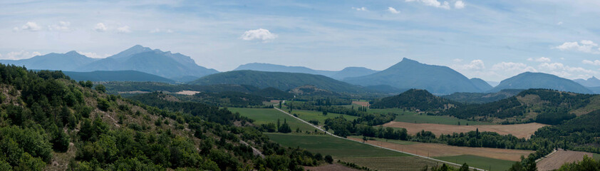 paysage de montagnes - Hautes Alpes, panoramique