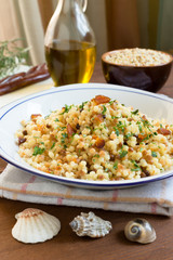 Fregola con bottarga, cucina sarda