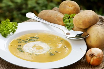 Foto op Plexiglas Kartoffelsuppe - potato soup, copy space © Johanna Mühlbauer