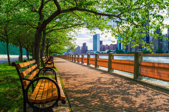Fototapeta Summer View East River