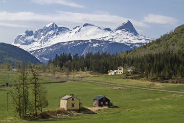 Fototapeta na wymiar Hogndalen