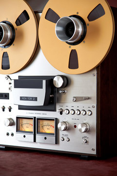 Analog Stereo Open Reel Tape Deck Recorder Vintage