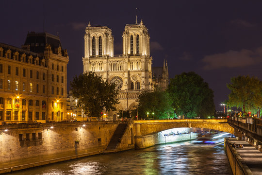 Fototapeta Notre Dame Cathedral