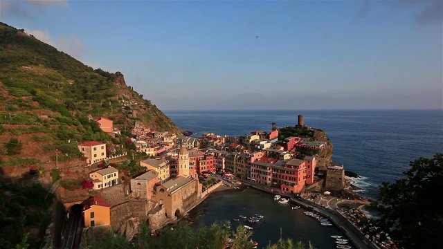 the town of Manarola in Cnque Terre National Park