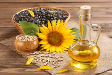 sunflower oil, seed and sunflower - obrazy, fototapety, plakaty