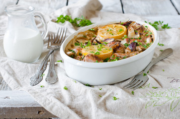 Rabbit baked with cream