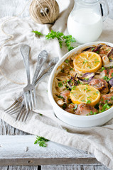 Rabbit baked with cream