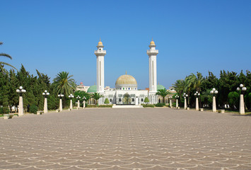 Fototapeta na wymiar Mausoleum of Bourguiba in Tunisia
