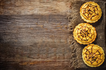 tartlets with pumpkin cream for Halloween for kids