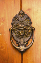 Knocker metal design