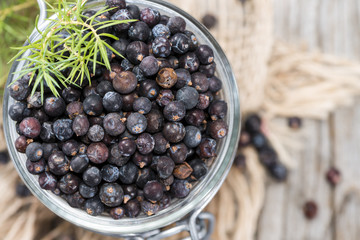Dried Juniper Berries
