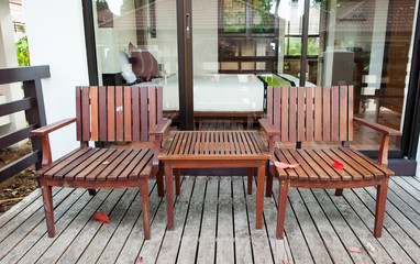Plakat Adirondack wood chairs on a cabin porch