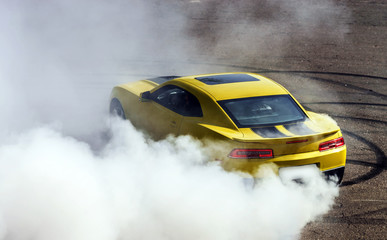 Obraz na płótnie Canvas Luxury yellow sport car
