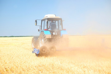 Obraz premium tractor with a plow