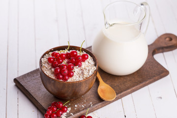 Oat flakes with milk