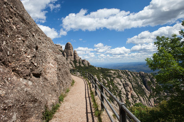 Fototapeta na wymiar Footpath in the Montserrat Mountains