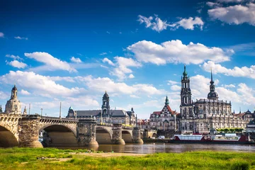 Photo sur Plexiglas Le pont de la Bastei L& 39 ancienne ville de Dresde, en Allemagne.