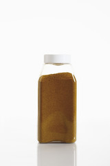 Curry -Pulver in klaren Box,in der Nähe