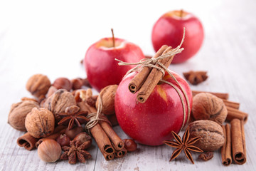 red apple and spices