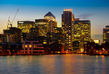 London, Canary Wharf in dusk