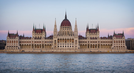 Fototapeta na wymiar Hungarian Parliament at twilight