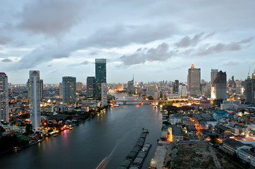 Fototapeta na wymiar Bangkok City at night time