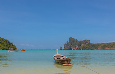 Long tailed boat Ruea Hang Yao in Phi Phi island