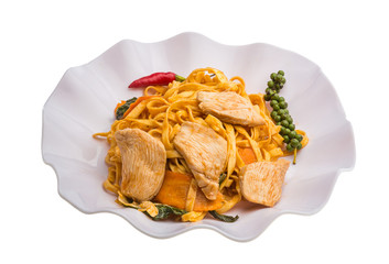 Fried noodles with chicken
