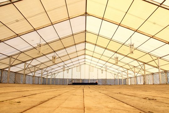 festzelt aufbauen II