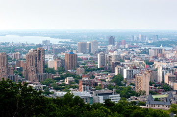 Fototapeta na wymiar panoramic view of Montreal