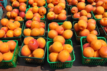 Peaches in display