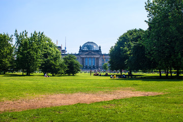  Tourists near Reichstag