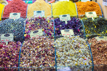 Different sorts of tea on the Egyptian bazaar in Istanbul