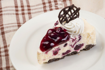 Blueberry-chip cheese mousse cake