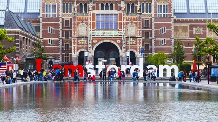 Plexiglas foto achterwand Amsterdam, Netherlands. The square in front of the State museum © Elena Belyaeva