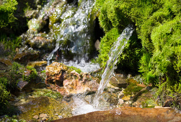 source of spring water - 68762357