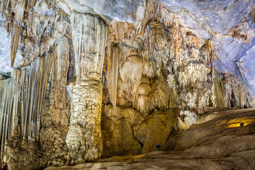 Fototapeta na wymiar Paradise cave in Vietnam