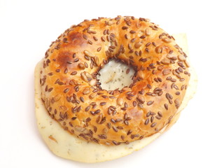 Baggle mit Käse