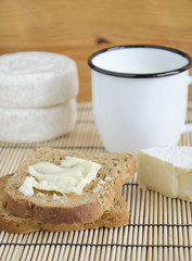 Sliced bread with brie cheese