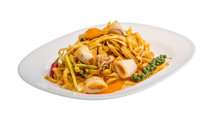 Fried noodles with calamari