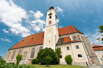Fototapeta na wymiar Church in Eferding, Austria / Pfarrkirche Eferding