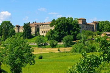 Fototapeta na wymiar Agazzano Burg - Agazzano castle 01