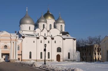 Fototapeta na wymiar Софийский собор в кремле Великого Новгорода