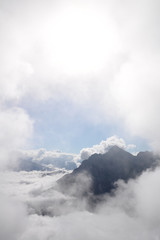 Wolken an der Serles