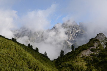 Wolken an der Marchreisenspitze